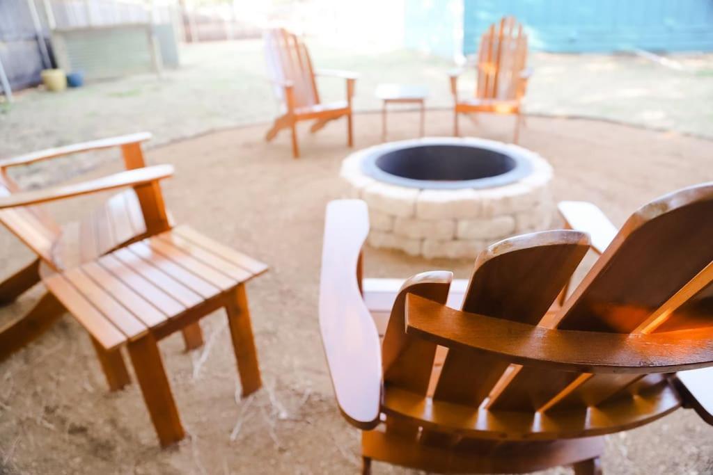 Вілла The Little Getaway-Sleeps 4, Firepit, Pet Friendly Pottsboro Екстер'єр фото